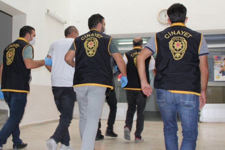 Uyuşturucu kavgasında kan aktı