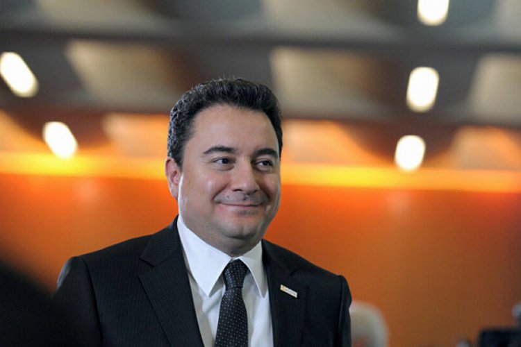 Koronavir&uuml;se yakalanan Babacan'dan sağlık durumu hakkında a&ccedil;ıklama