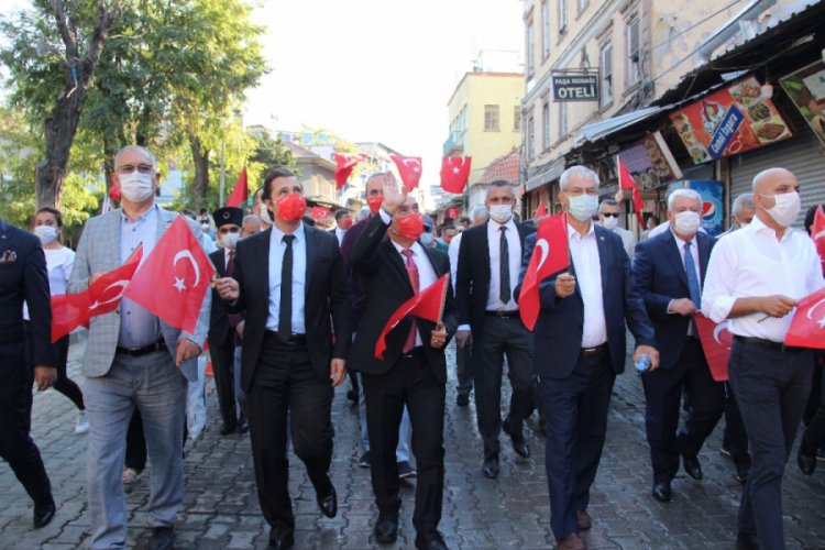 9 Eyl&uuml;l coşkusu "Zafer Y&uuml;r&uuml;y&uuml;ş&uuml;" ile başladı