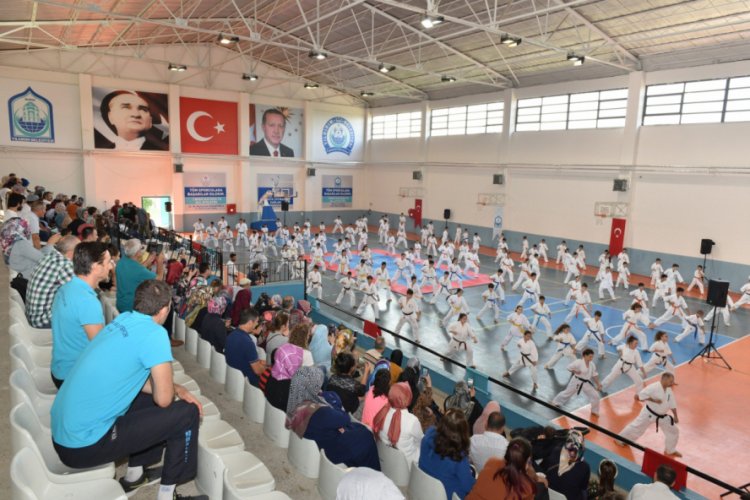 Bursa Mimarsinan Spor Kompleksi yenileniyor