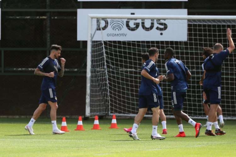 Fenerbahce De Sosa Takimla Beraber Calisti Bursada Bugun Bursa Bursa Haber Bursa Haberi Bursa Haberleri Bursa
