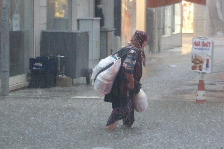 Ordu Da Siddetli Yagmur Hayati Felc Etti Bursada Bugun Bursa Bursa Haber Bursa Haberi Bursa Haberleri Bursa