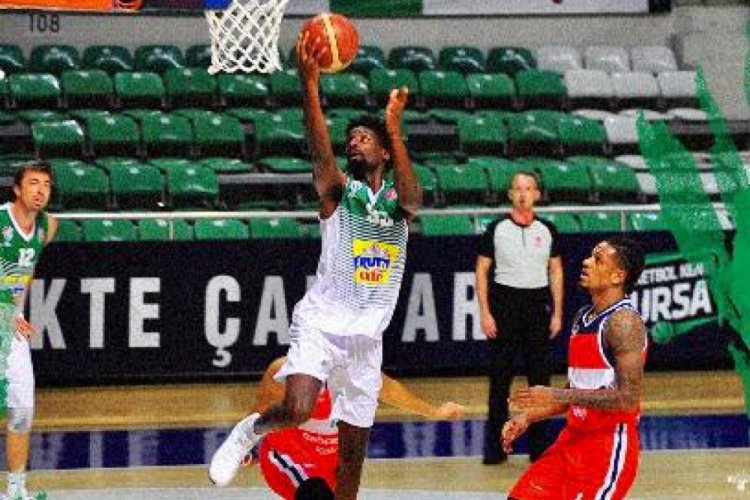 Frutti Extra Bursaspor eksiklerini g&ouml;rd&uuml;: 87-90