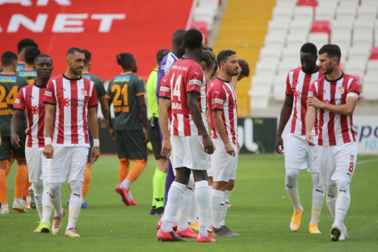 Sivasspor 2014'ten beri ilk kez yenildi
