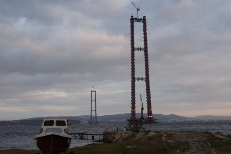 &Ccedil;anakkale Boğazı gemi trafiğine a&ccedil;ıldı
