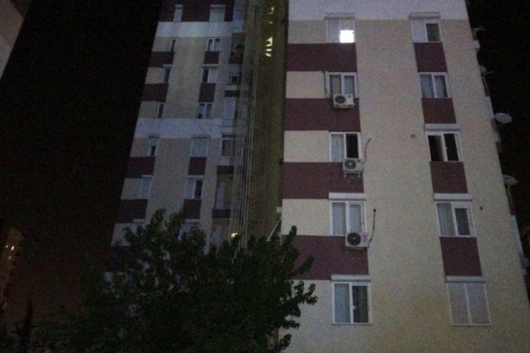 5'inci kattan d&uuml;şen kadın hayatını kaybetti