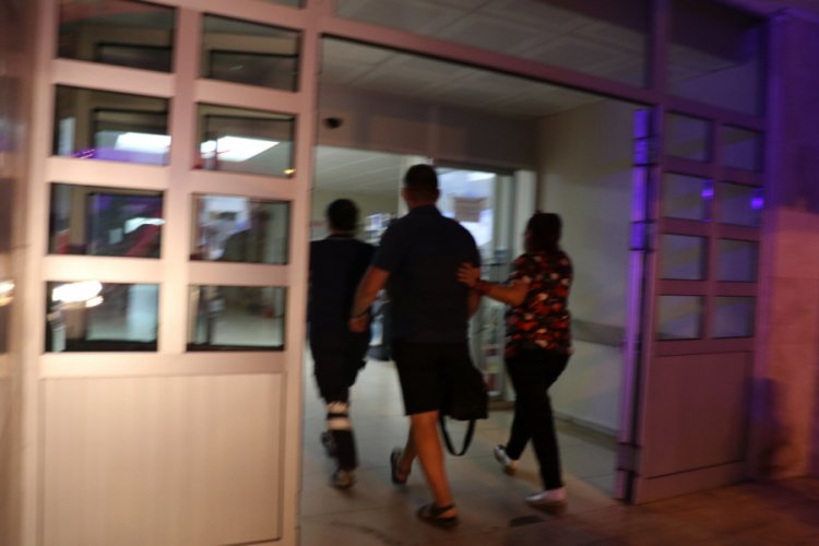 Denize d&uuml;şen kadın kurtarıldı