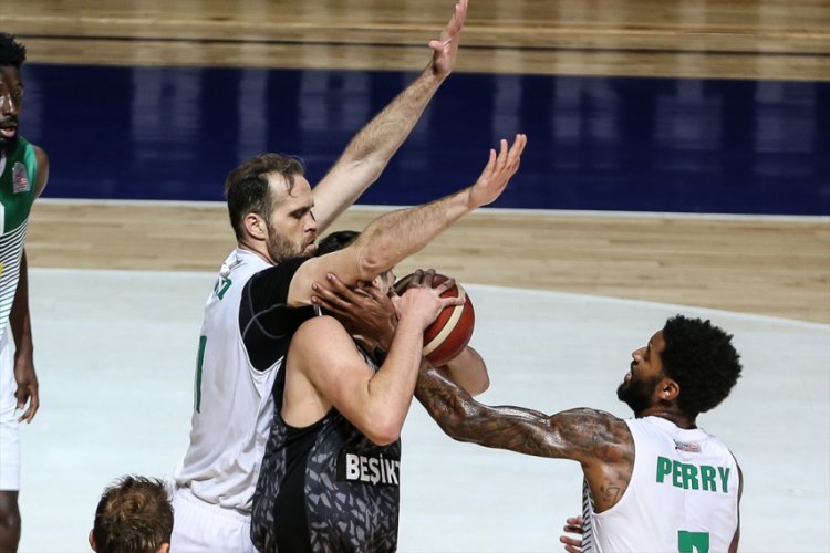 Beşiktaş, Frutti Extra Bursaspor'u 81-79 yendi