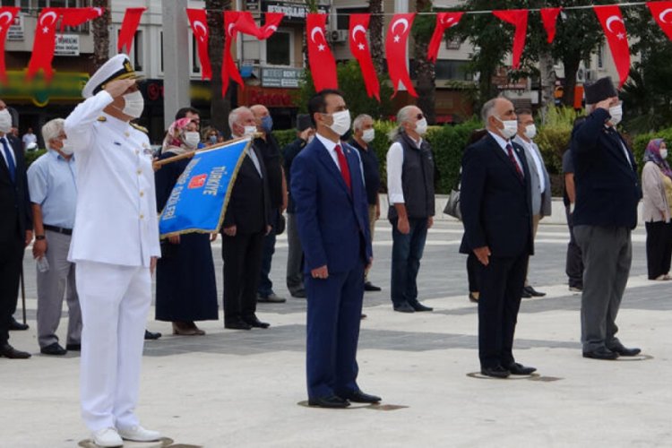 &Ccedil;anakkale'de 'Gaziler G&uuml;n&uuml;' t&ouml;renle kutlandı