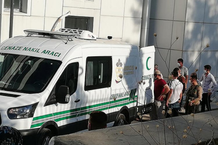 İnşaat iş&ccedil;ileri elektrik akımına kapıldı: 1 &ouml;l&uuml;, 1 ağır yaralı