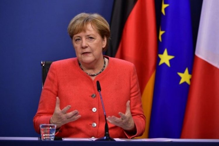 Rum basını: T&uuml;rkiye'ye yaptırımı Merkel engelliyor