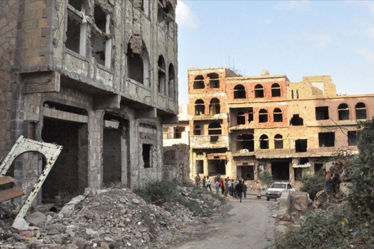 Suudi Arabistan &ouml;nc&uuml;l&uuml;ğ&uuml;ndeki koalisyonun Yemen'e başlattığı operasyonun &uuml;zerinden 2 bin g&uuml;n ge&ccedil;ti