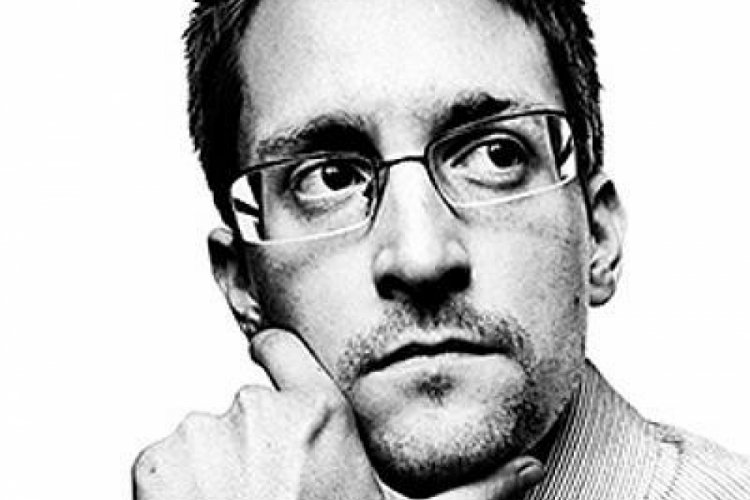 CIA belgelerini sızdıran Snowden 5 milyon dolar &ouml;deyecek