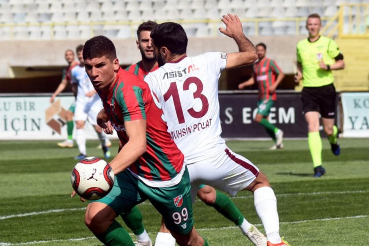 Karşıyaka'da İlyas'tan m&uuml;thiş d&ouml;n&uuml;ş