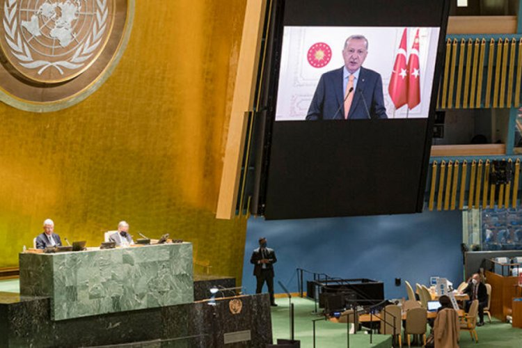 Cumhurbaşkanı Erdoğan'ın İsrail eleştirilerini duyunca salonu terk etti