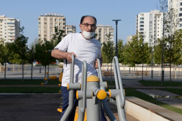 "Kanserde &ccedil;ektiğim acı koronavir&uuml;s&uuml;n &ccedil;eyreği bile değildi"