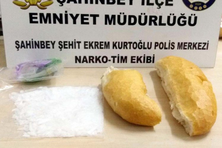 Ekmek arasında uyuşturucuya tutuklama