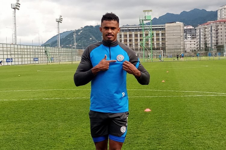 &Ccedil;aykur Rizesporlu Fabricio: Ligdeki her ma&ccedil; zor