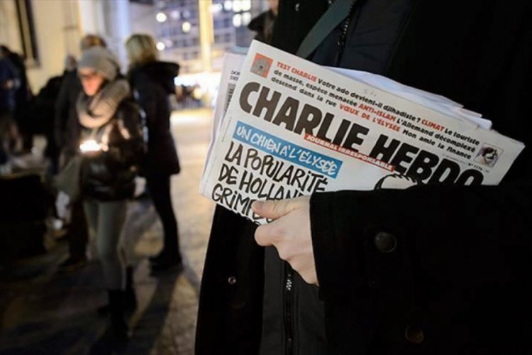 İslam'a karşı ayrımcılığa sessiz kalan Fransız medyasından 'Charlie Hebdo'ya destek' &ccedil;ağrısı