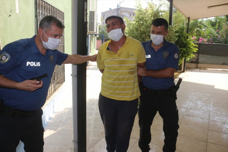 Kapka&ccedil; zanlısı saklandığı cami bah&ccedil;esinde yakalandı