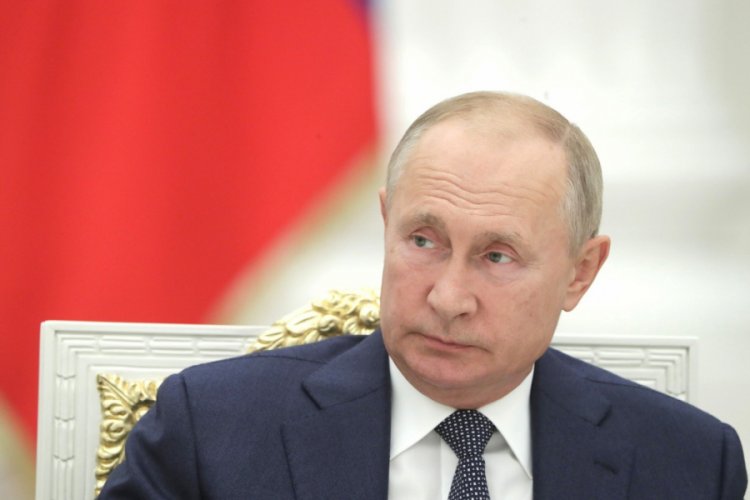 Putin'den n&uuml;kleer santral tepkisi: Odunla mı ısınacaksınız