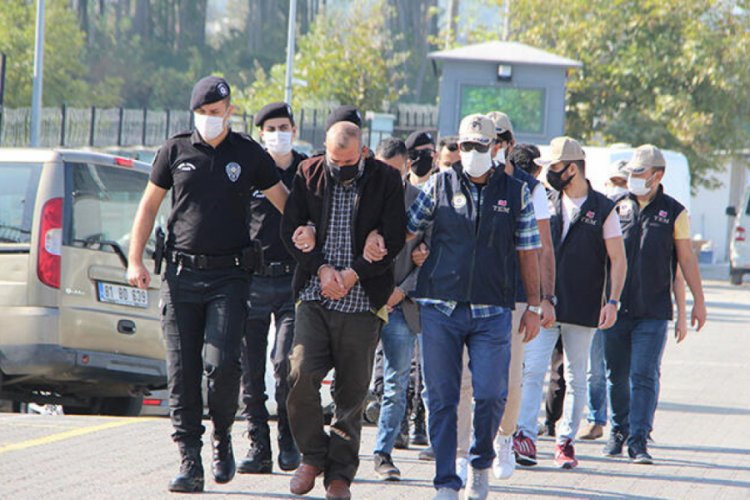 DEAŞ &uuml;yelerine şafak operasyonu: 6 g&ouml;zaltı