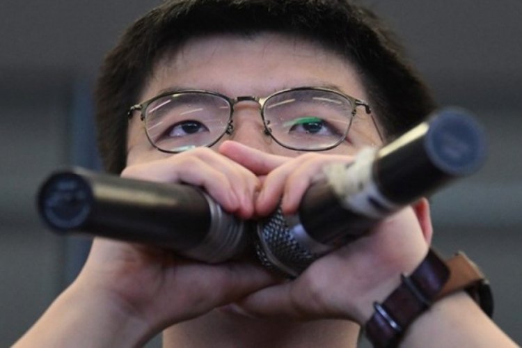 Hong Konglu aktivist Joshua Wong g&ouml;zaltına alındı