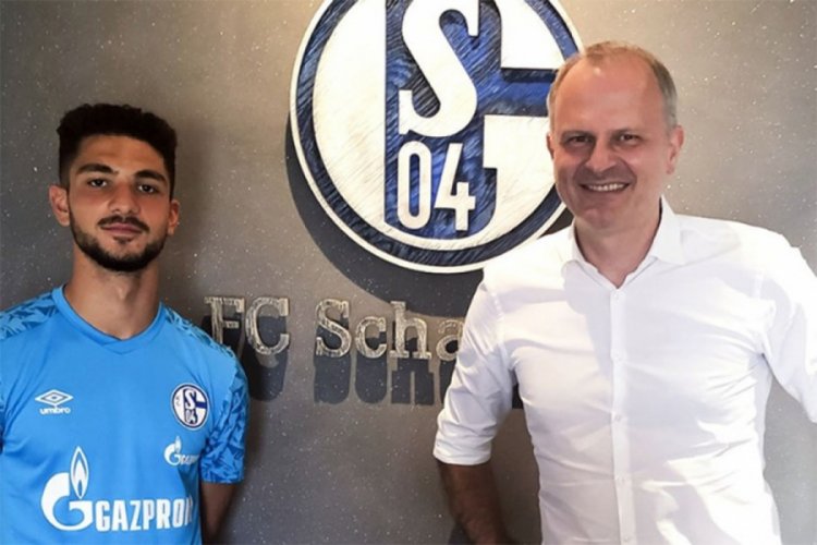 Schalke'den Kerim &Ccedil;alhanoğlu'na profesyonel s&ouml;zleşme