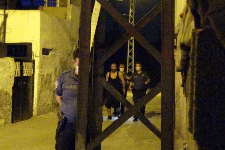 Annesiyle tartıştı, oturdukları evi ateşe verdi Güncel Haberler