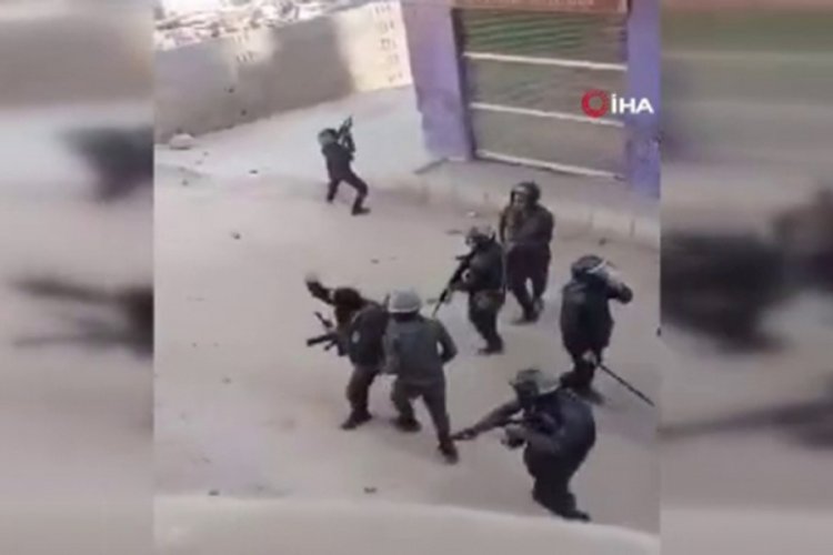 Sisi karşıtı g&ouml;sterilerde 2 kişi hayatını kaybetti