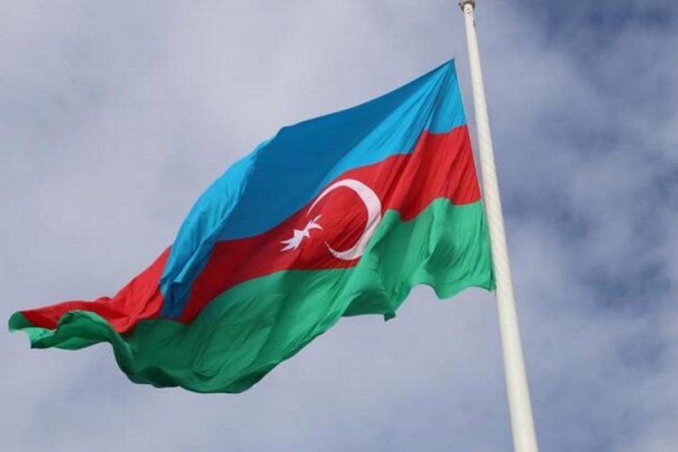Azerbaycan savaş hali ilan etti