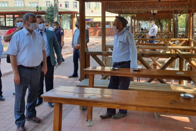Bursa'da Kovid-19 tedbirlerine uyamayan iki kahvehane sahibine para cezası