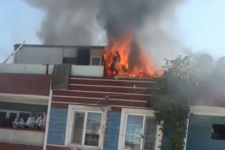 Bursa'da çatı yangını korkuttu