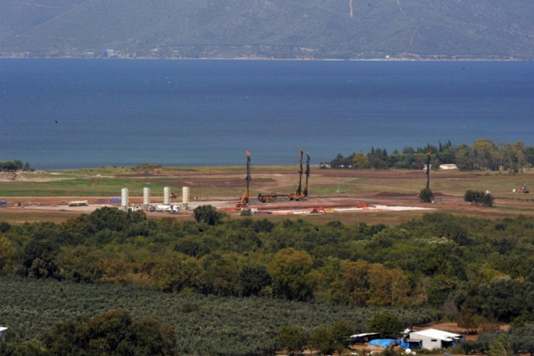 Bursa'da yerli otomobilin merkezinde inşaatın son durumu g&ouml;r&uuml;nt&uuml;lendi