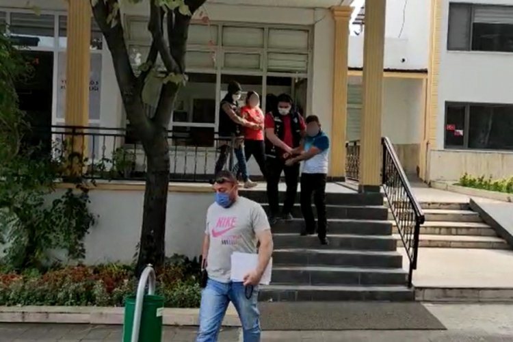 Bursa'da durdurulan otomobilden 1 kilogram metamfetamin &ccedil;ıktı