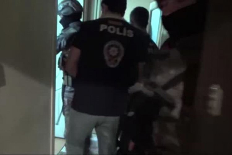 &Ccedil;ocukların "cinsel istismarlı" g&ouml;r&uuml;nt&uuml;lerini paylaşan 22 ş&uuml;pheli g&ouml;zaltına alındı