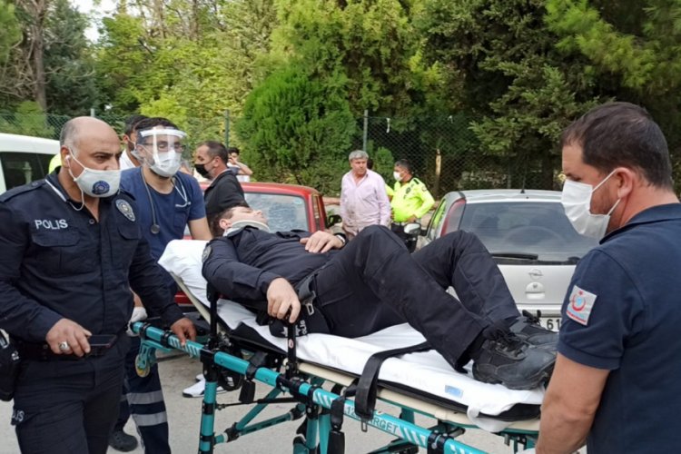 Bursa'da polis memuru kazada yaralandı