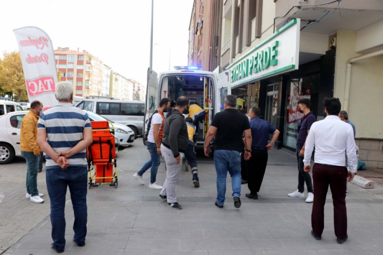 75 yaşındaki eşini ağır yaralayıp, intihar etti
