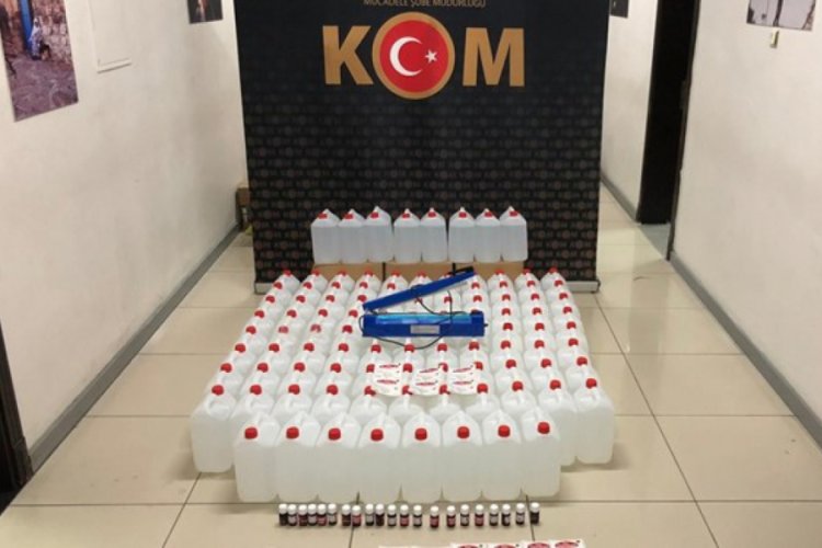 EGM: 1552 şişe ve 3 bin 232 litre ka&ccedil;ak/sahte alkoll&uuml; i&ccedil;ki ele ge&ccedil;irildi