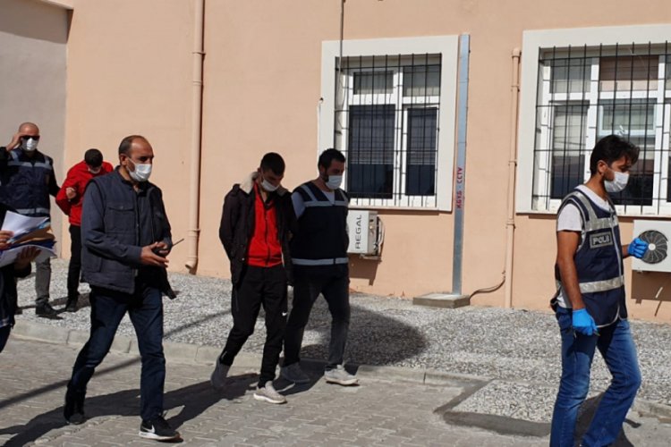 Bursa'da hırsızlık şüphelisi 2 kişi yakalandı