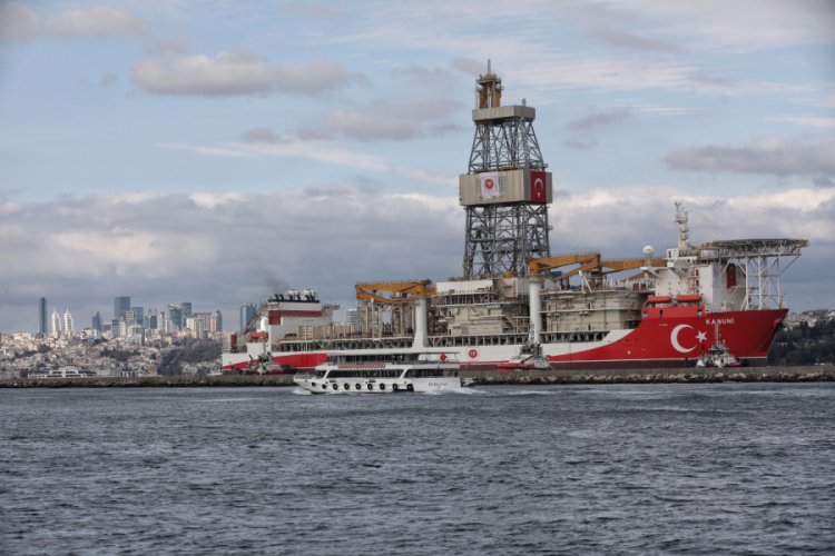 Kanuni Sondaj Gemisi Haydarpaşa Limanı'nda - Güncel Haberler ...