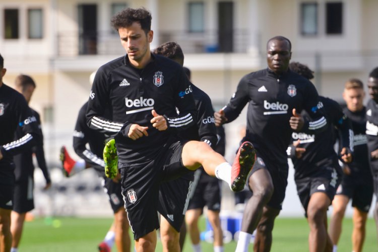 Beşiktaş, Denizlispor ma&ccedil;ı hazırlıklarını s&uuml;rd&uuml;rd&uuml;
