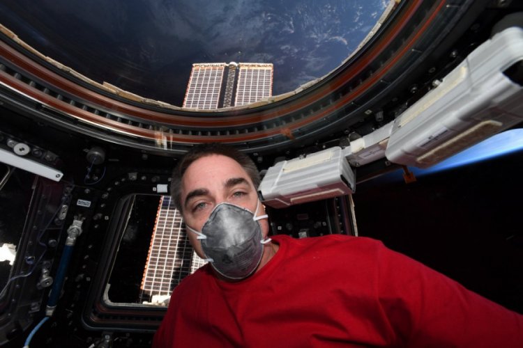 6 aydır uzayda olan NASA astronotları d&ouml;n&uuml;yor