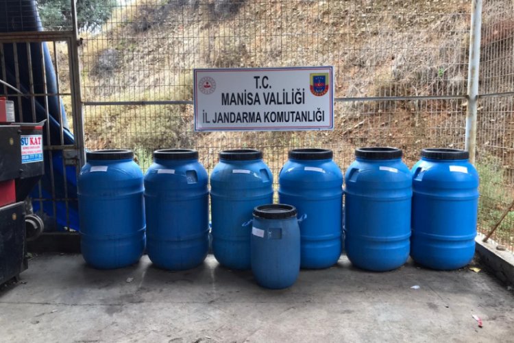 Sahte i&ccedil;ki operasyonu: 20 ton şarap ele ge&ccedil;irildi