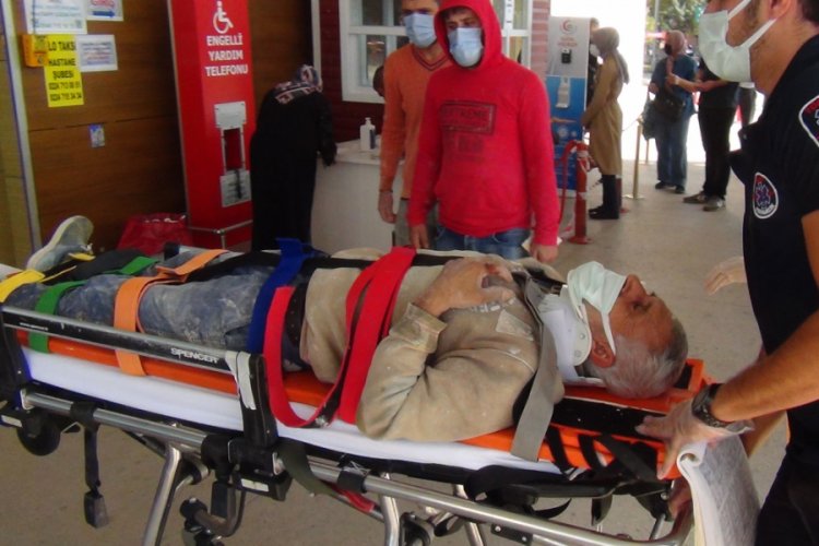 Bursa'da iskeleden düşen işçi ağır yaralandı
