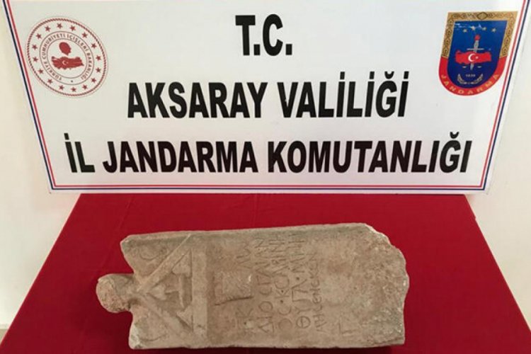 Jandarmadan tarihi mezar taşı operasyonu