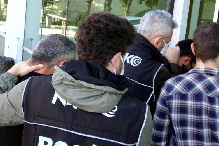 5 kilo 395 gram esrarla yakalanan 2 kişi tutuklandı