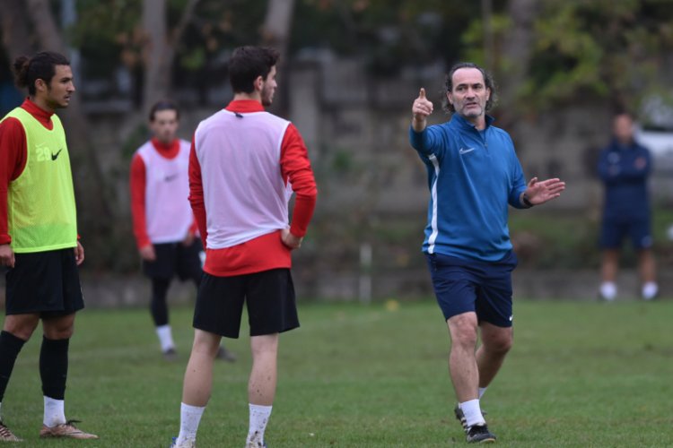 İneg&ouml;lspor'da hazırlıklar s&uuml;r&uuml;yor