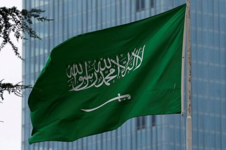 Suudi Arabistan "kefillik sistemi"ni kaldırıyor