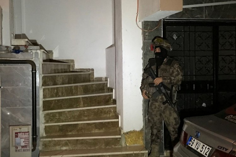 Vezneciler'deki bombalı saldırısı ile bağlantılı şahıslar yakalandı